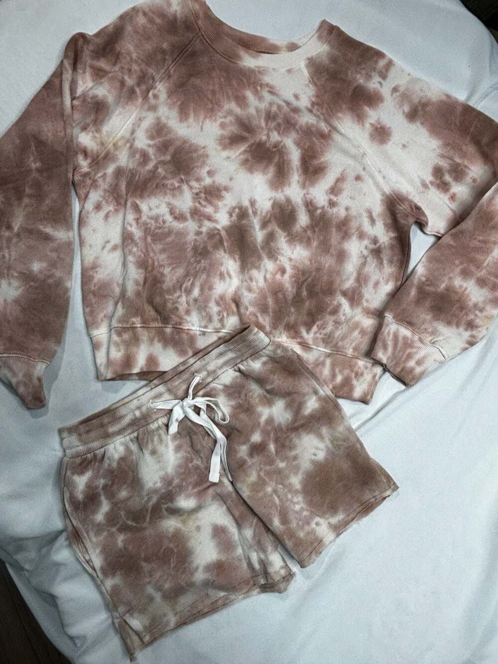 The Drop Caroline Sweatshirt and Michaela Fleece Short Tie Dye Set XXS